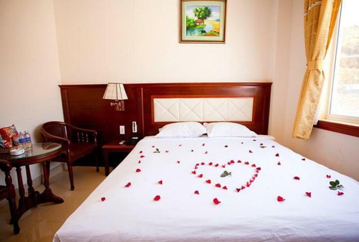 Anh Suong Hotel Vung Tau Exteriör bild